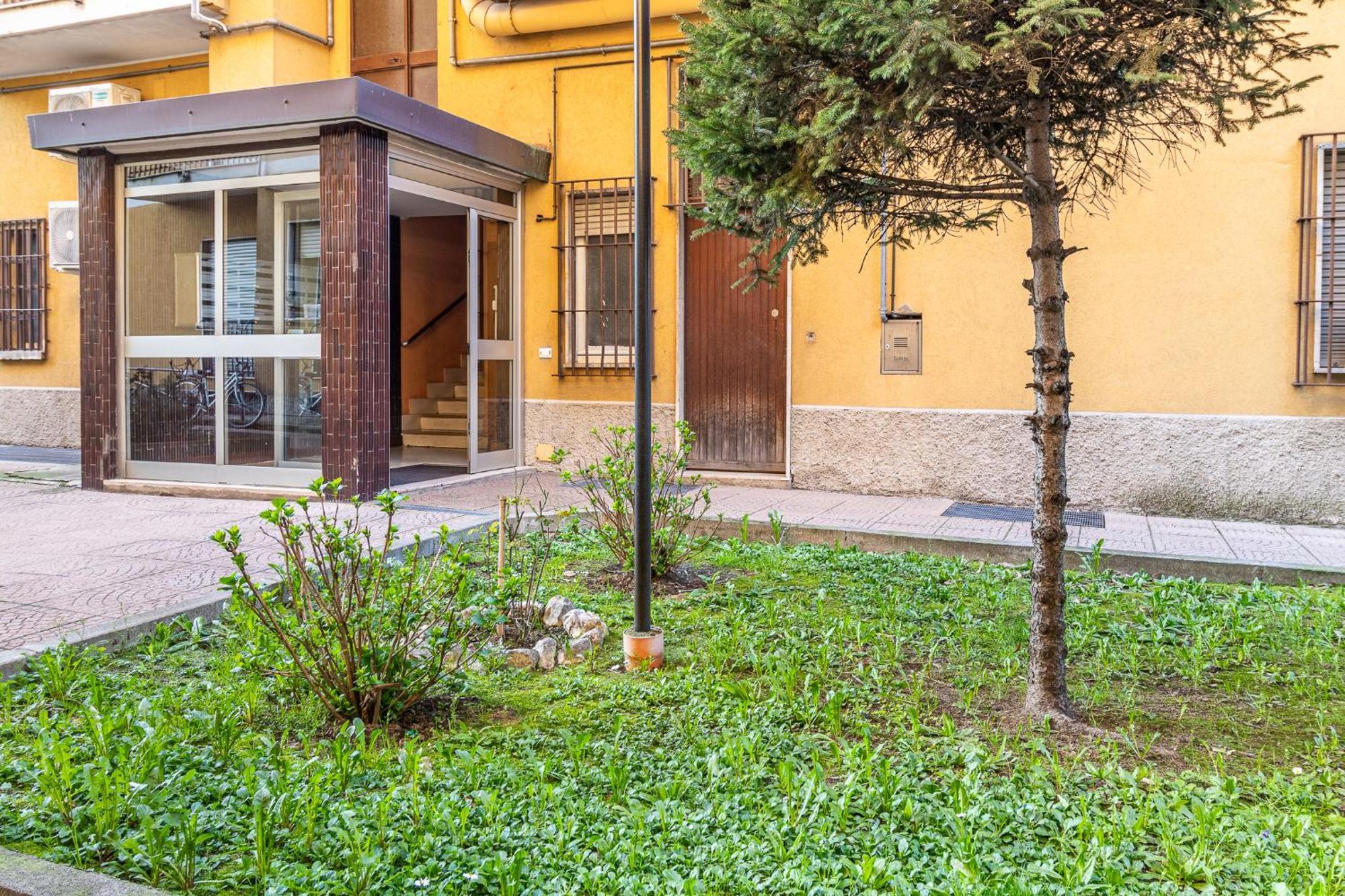 Policlinico San Donatom3 Suite Duomo 30Minuti San Donato Milanese Exterior photo